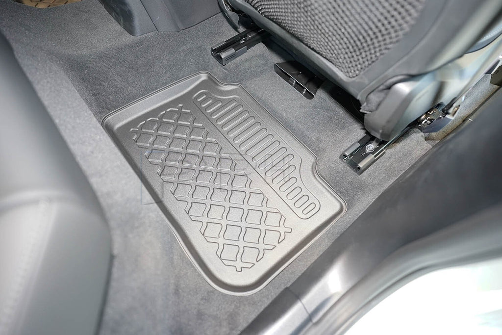 Gummierte Fußmatten Schalenmatten für BMW X3 (G45) mild hybrid 48 V SUV ab 20243