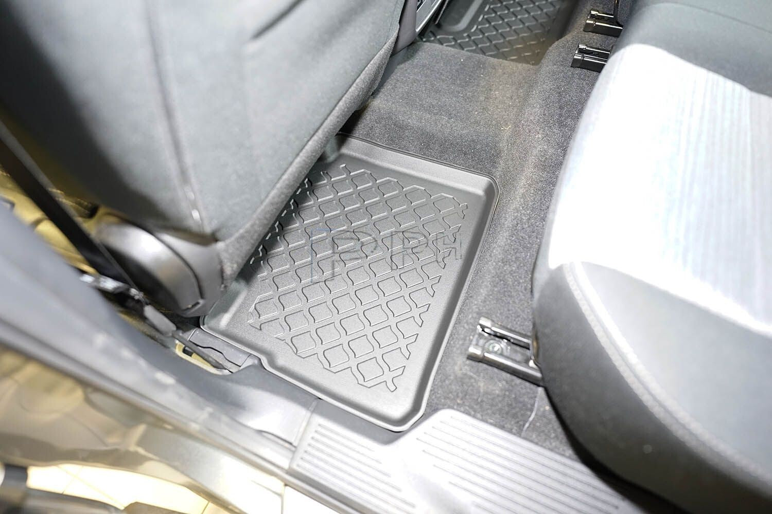 Gummierte Exklusiv Fußmatten passend für Nissan X-Trail IV e-Power SUV ab 20222