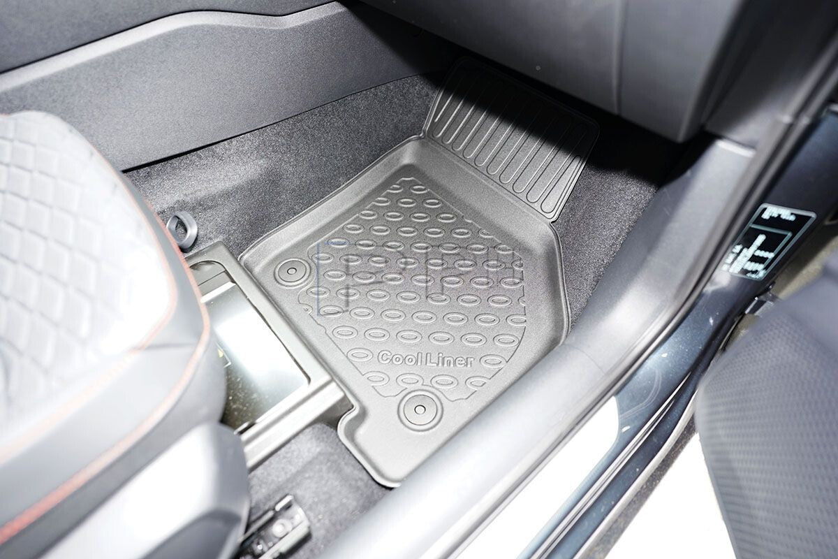 Gummierte Fußmatten für SEAT Leon IV KL Hybrid mHEV Sportstourer ab 20201