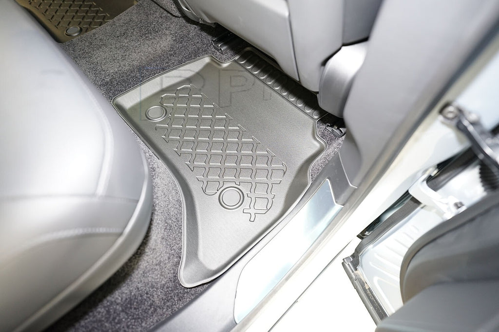 Gummierte Fußmatten für Range Rover V (L460) ab 2021- 5-Sitze / kurzer Radstand4