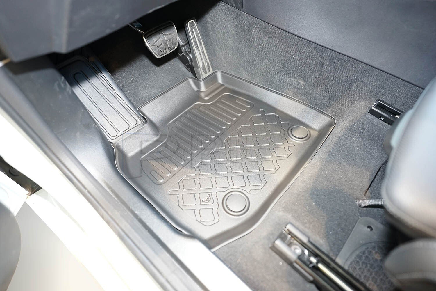 Gummierte Fußmatten Schalenmatten für BMW X3 (G45) mild hybrid 48 V SUV ab 20240