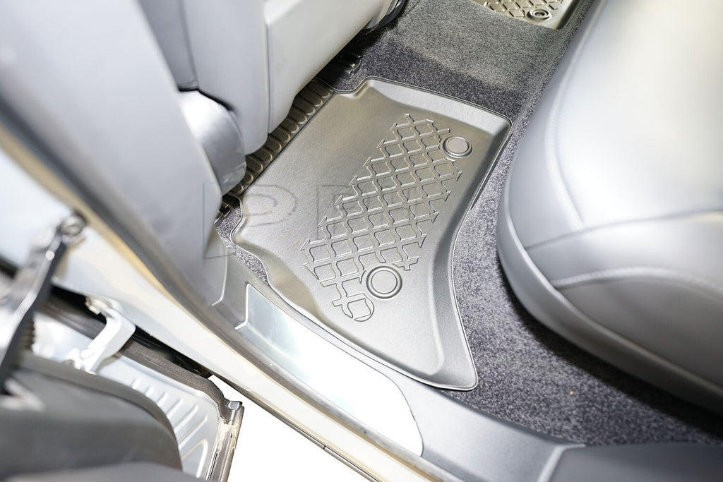 Gummierte Fußmatten für Range Rover V (L460) ab 2021- 5-Sitze / kurzer Radstand3